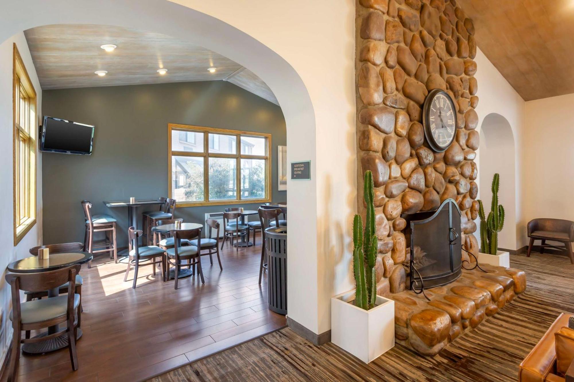 North Salt Lake Best Western Plus Cotton Tree Inn מראה חיצוני תמונה