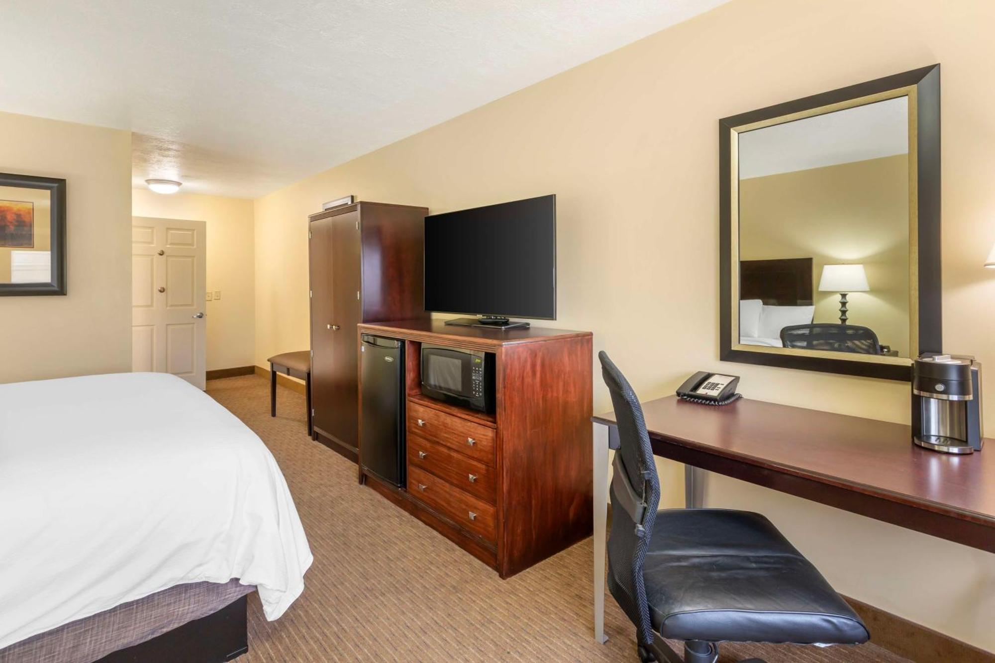 North Salt Lake Best Western Plus Cotton Tree Inn מראה חיצוני תמונה